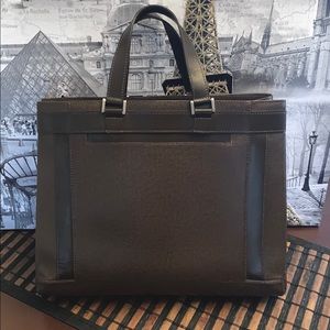 100% Authentic Louis Vuitton bag briefcase!